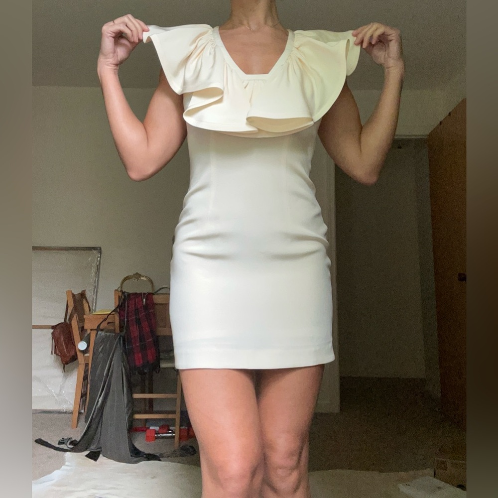 IVORY/BONE colored JAY GODFREY chic mini SIZE 0 ..100% silk